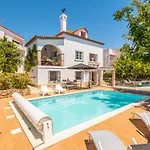 #049 Lemon By Holidays Apartment