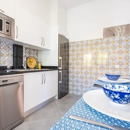 #049 Lemon By Holidays * Албуфейра