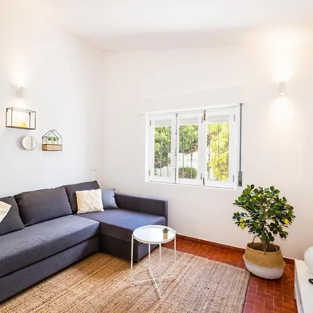 #049 Lemon By Holidays * Албуфейра